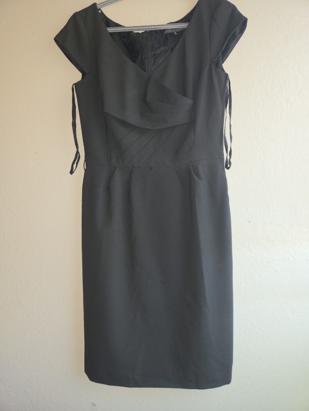 Antonio Melani Black Sheath Dress Size 6 Cap Sleeve Pleated Neck Cocktail Work